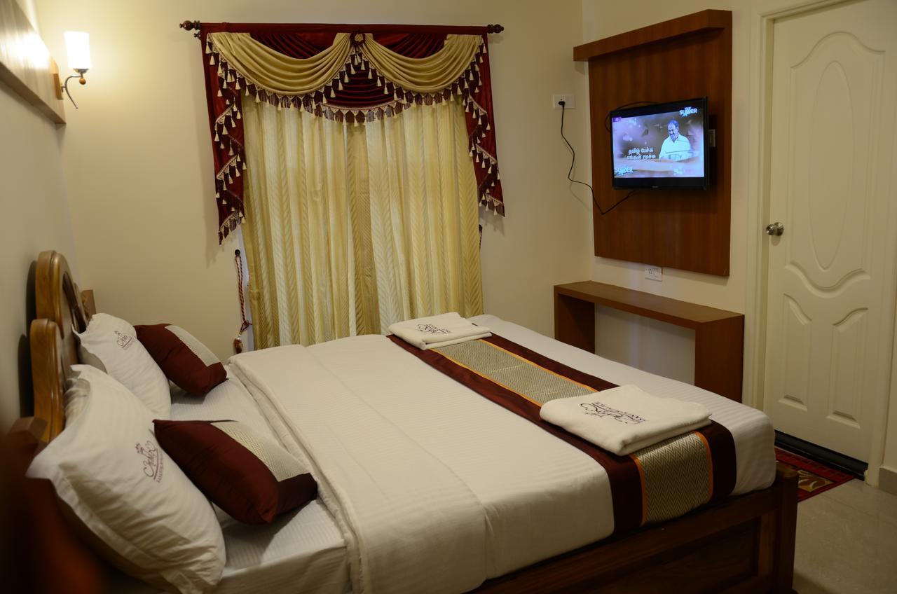 Hotel Vasantham Palace Уті Екстер'єр фото